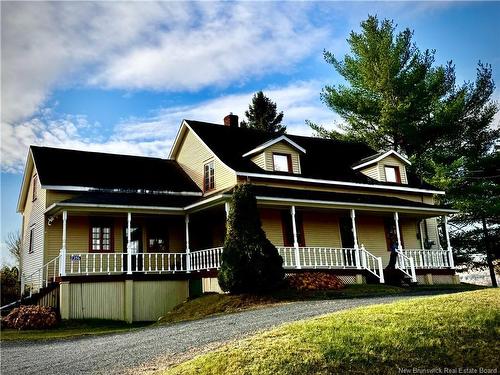 2396 Centrale St, St-Hilaire, NB 