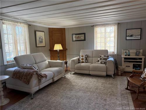 2396 Centrale St, St-Hilaire, NB 