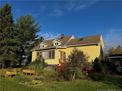2396 Centrale St, St-Hilaire, NB 