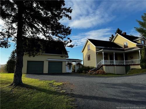 2396 Centrale St, St-Hilaire, NB 
