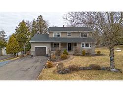 19 Kenneview DR  Quispamsis, NB E2E 1A6