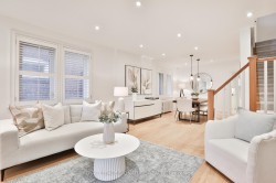 3 Belle Ayre Boulevard Toronto, ON M4S 2P6