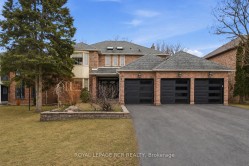 369 Kennedy Street WAurora, ON L4G 5M5