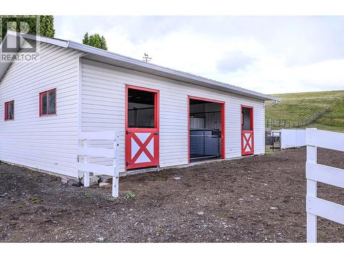 2740 Simms Place, Kamloops, BC - Outdoor With Exterior
