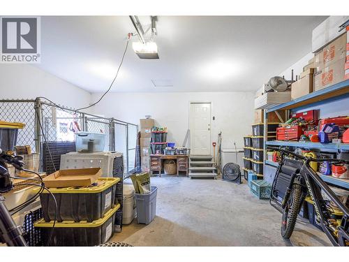 2740 Simms Place, Kamloops, BC - Indoor