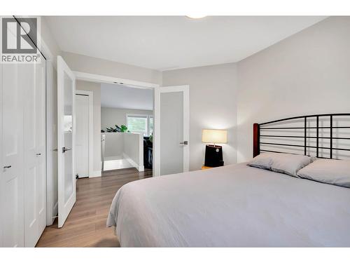2740 Simms Place, Kamloops, BC - Indoor Photo Showing Bedroom