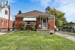 139 TOWER DRIVE Toronto, ON M1R 3P6