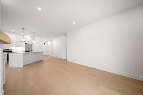 #3-865 Grumman Pl, Comox, BC - Indoor Photo Showing Kitchen