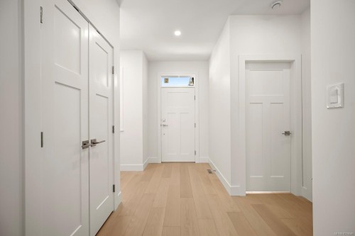 #3-865 Grumman Pl, Comox, BC - Indoor Photo Showing Other Room
