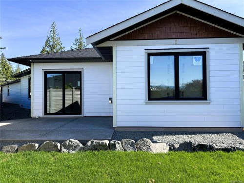 #3-865 Grumman Pl, Comox, BC - Outdoor With Exterior