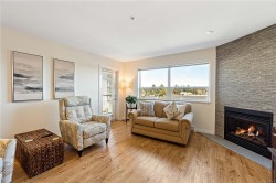 211-1633 Dufferin Cres Nanaimo, BC V9S 5T4