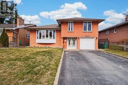 1525 HOLBURNE ROAD  Mississauga, ON L5E 2L7