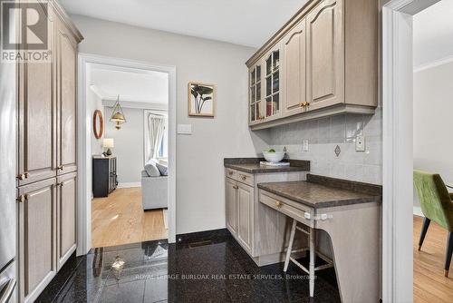 1525 Holburne Road, Mississauga, ON - Indoor