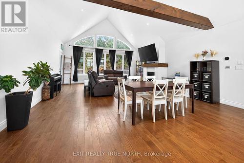 139 Rue Eric, Tiny, ON - Indoor Photo Showing Other Room