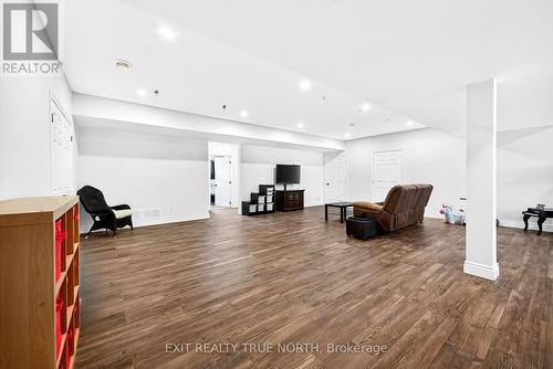 139 Rue Eric, Tiny, ON - Indoor