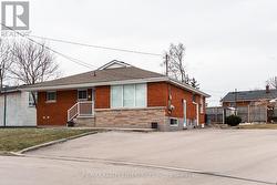 LOWER - 8 SALMOND COURT Hamilton, ON L8T 2J7