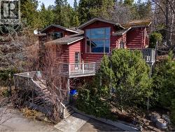 1910 Sutherland Road Penticton, BC V2A 8T8