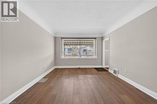 219 East 21St Street, Hamilton, ON - Indoor Photo Showing Other Room