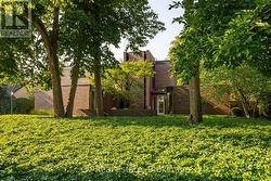 31 AUCHMAR ROAD  Hamilton (Mohawk), ON L9C 1C6