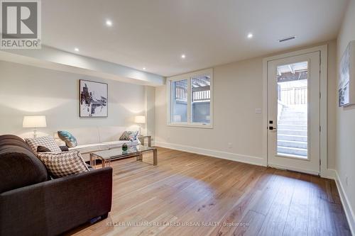 62 Ash Crescent, Toronto, ON - Indoor