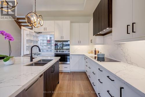 62 Ash Crescent, Toronto, ON - Indoor Photo Showing Kitchen With Double Sink With Upgraded Kitchen