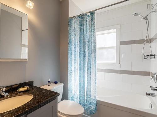 20 Avon Crescent, Halifax, NS 