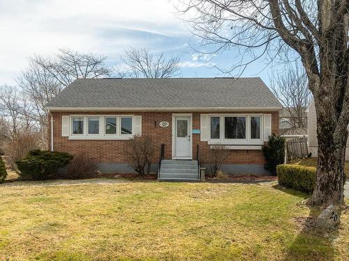 20 Avon Crescent, Halifax, NS 