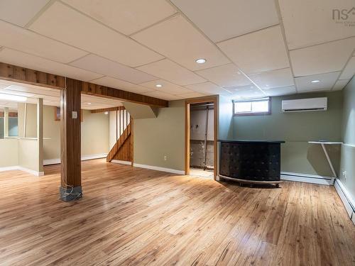 20 Avon Crescent, Halifax, NS 