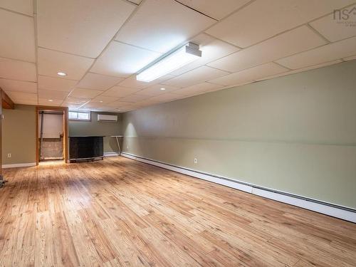 20 Avon Crescent, Halifax, NS 