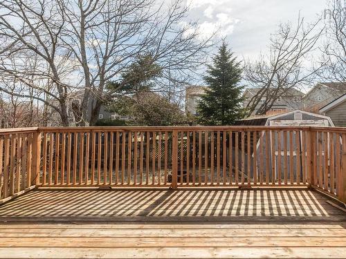 20 Avon Crescent, Halifax, NS 