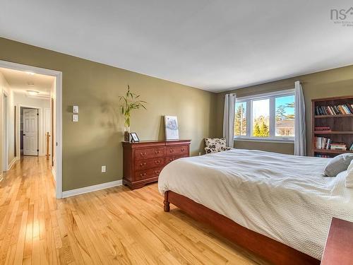 53 Silver Terrace, Bedford, NS 