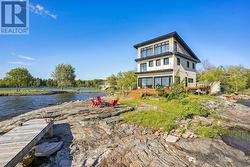 74 ARBOUR TRAIL Tay, ON L0K 2C0