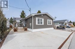 5 ELM STREET Puslinch, ON N0B 2J0