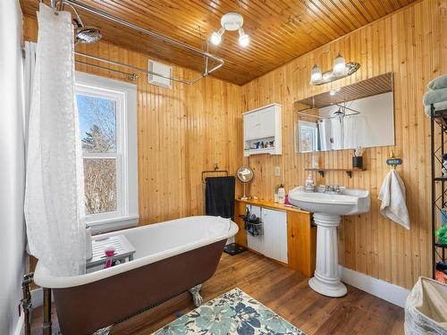 9330 Highway 3, Pleasant Lake, NS 
