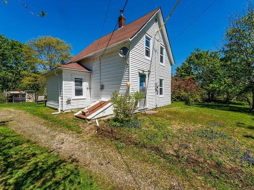 9330 Highway 3, Pleasant Lake, NS 