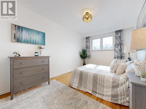 Primary Bedroom - 733 Consort Crescent, Mississauga, ON - Indoor Photo Showing Bedroom