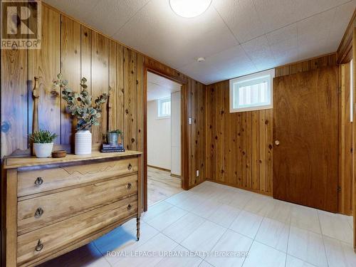 Lower Entrance Foyer - 733 Consort Crescent, Mississauga, ON - Indoor Photo Showing Other Room