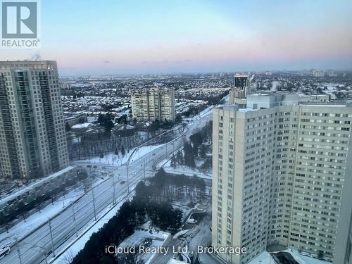 3208 - 3650 Kaneff Crescent, Mississauga, ON - Outdoor With View