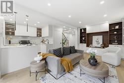 1332 QUINPOOL COURT  Mississauga, ON L5C 4J3