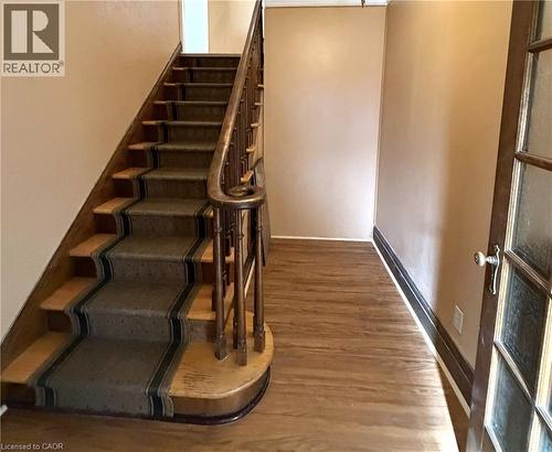 218 Weber Street E, Kitchener, ON - Indoor Photo Showing Other Room