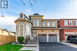 3 CONDARCURI CRESCENT Markham, ON L6B 0G8