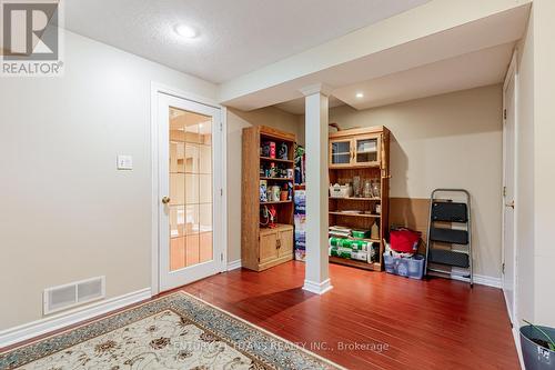 3 Condarcuri Crescent, Markham, ON - Indoor