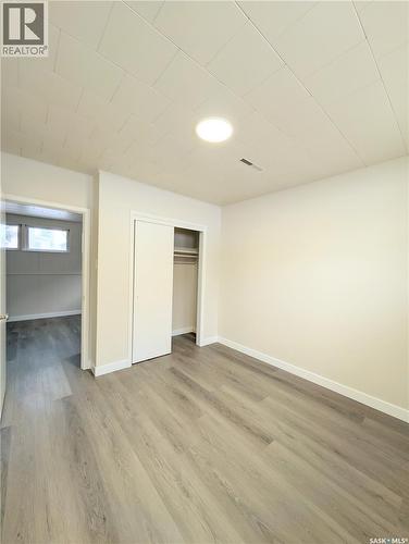 448 6Th Avenue Nw, Swift Current, SK - Indoor Photo Showing Other Room