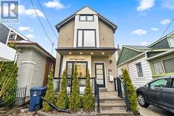 394 MAIN STREET Toronto, ON M4C 4X8