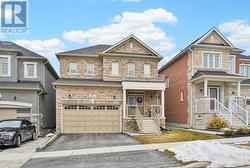 8 FALLHARVEST WAY Whitchurch-Stouffville, ON L4A 4V8