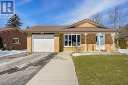 184 OLIVE STREET East Gwillimbury, ON L9N 1M3