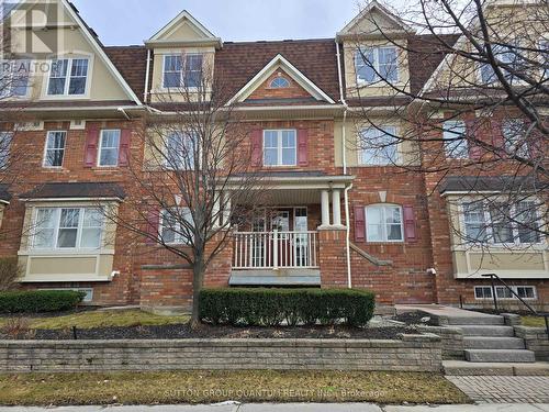 3 - 594 SHORELINE DRIVE  Mississauga, ON L5B 0A8