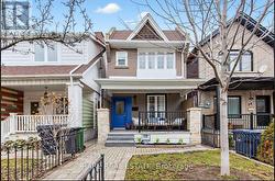18 EARLSCOURT AVENUE Toronto, ON M6E 4A6