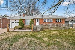 156 CHESLEY STREET  Hamilton, ON L9C 3W3