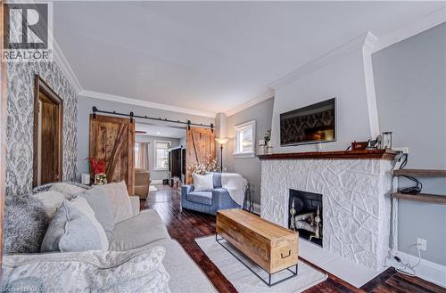 53 Lincoln Avenue, Cambridge, ON - Indoor Photo Showing Living Room With Fireplace
